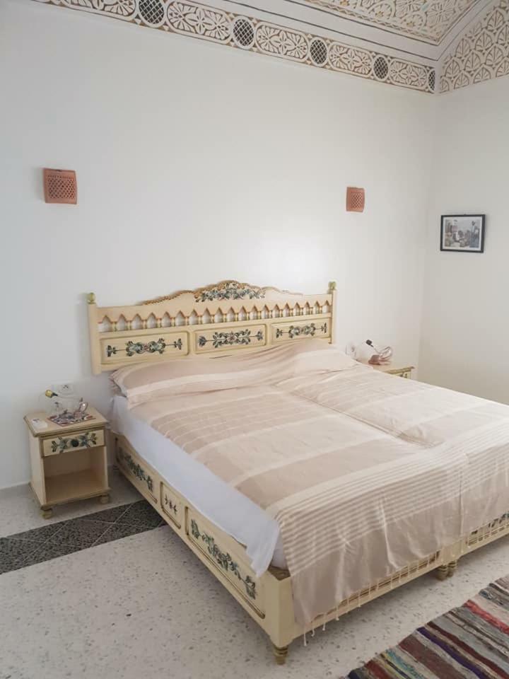 Dar Mamina Bed & Breakfast Sidi ash Shammakh Екстериор снимка
